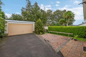 Photo 15- click for photo gallery